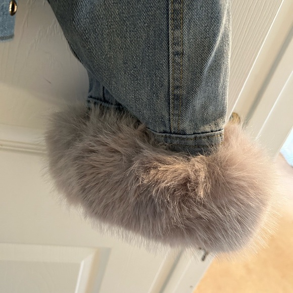 NWT Bellezza Republic Short Denim Jacket, Faux fur, L, with original package - Picture 9 of 15